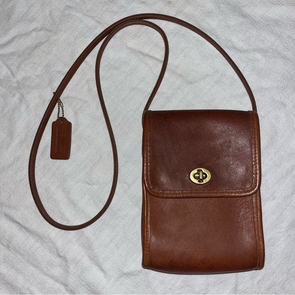 Coach Handbags - COACH Vintage Brown Leather Crossbody Bag